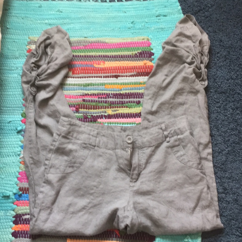 Gray Linen roll up pants